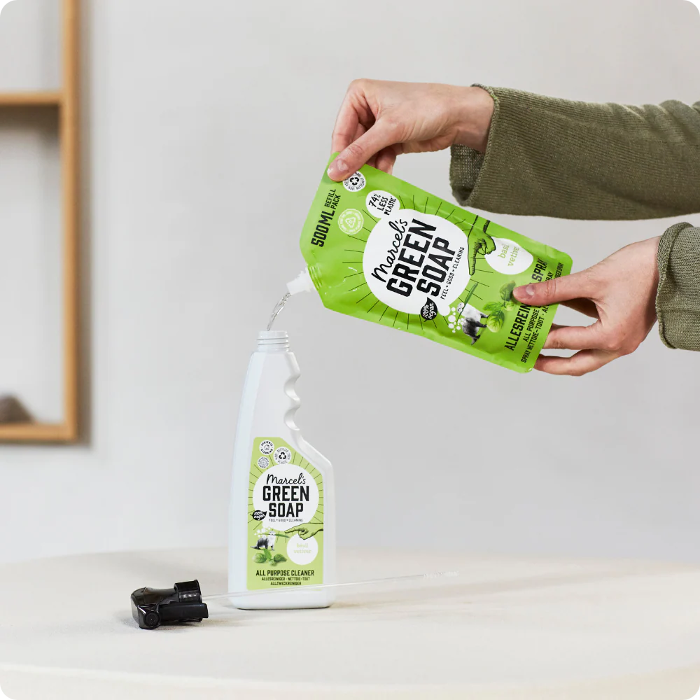 Marcel’s Green Soap καθαριστικό σπρέι γενικής χρήσης Βασιλικός & Βετιβέρ 500ml Marcel’s Green Soap καθαριστικό σπρέι γενικής χρήσης Βασιλικός & Βετιβέρ 500ml - Image 3