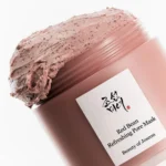 Beauty of Joseon Red Bean Refreshing Pore Mask – υφή με τριμμένα κόκκινα φασόλια