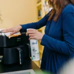 Καθαρισμός φριτέζας αέρος με Dew Air Fryer Cleaner